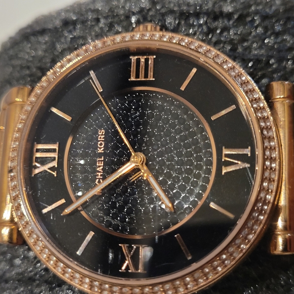Michael Kors Black and Gold Watch - Picture 1 of 4